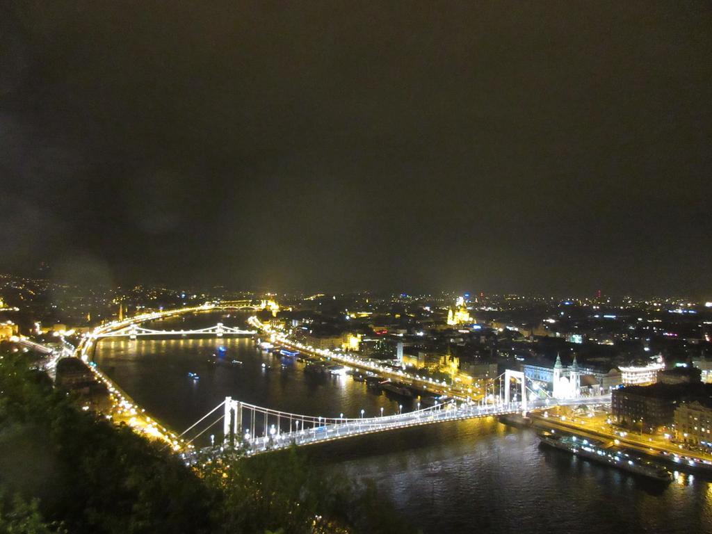 Sissi Residence With Free Parking Lot Budapeste Exterior foto